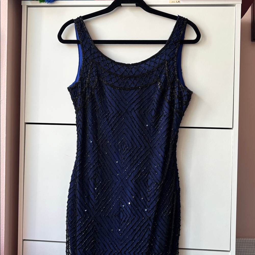 Stunning Geometric Pattern Beaded Cocktail Dress - Picture 2 of 16